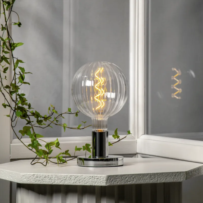 Żarówka LED DECOLED LINE E27 G150 2W 2200k ściemnialna — zdjęcie 2