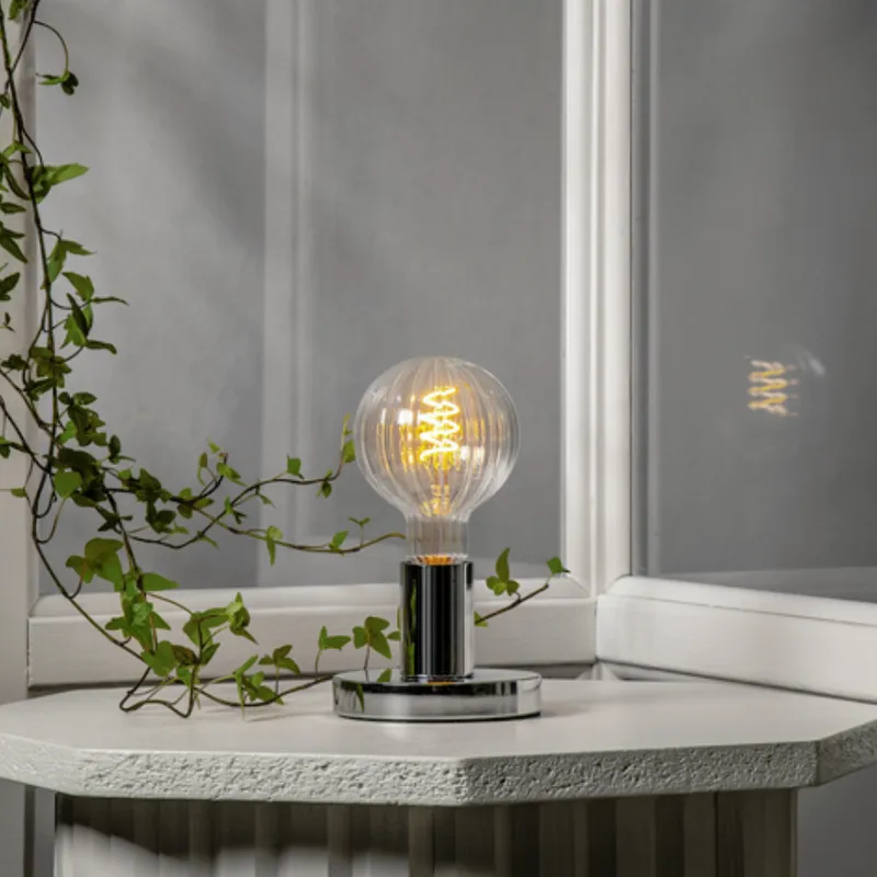 Żarówka LED DECOLED LINE E27 G95 2W 2200k ściemnialna — zdjęcie 2