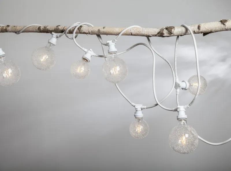 Żarówka LED ICE DROP E27 G95 1W 2600k ściemniana — zdjęcie 4