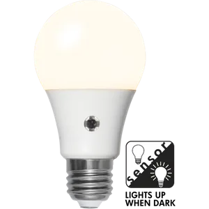 Żarówka LED SENSOR E27 A60 8,2W 2700k czujnik zmierzchu