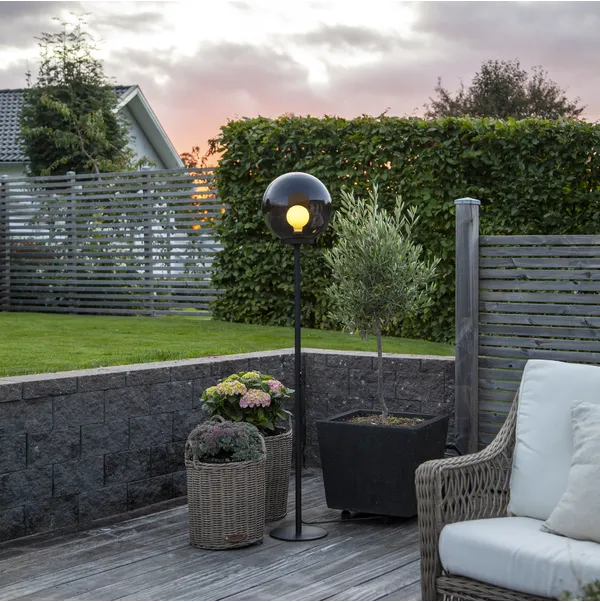 Lampa ogrodowa stojąca 150 cm ORBY dymiony klosz E27 IP44 — zdjęcie 3