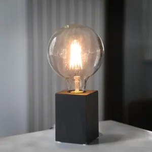 Lampa stołowa drewniana E27 LYS czarny