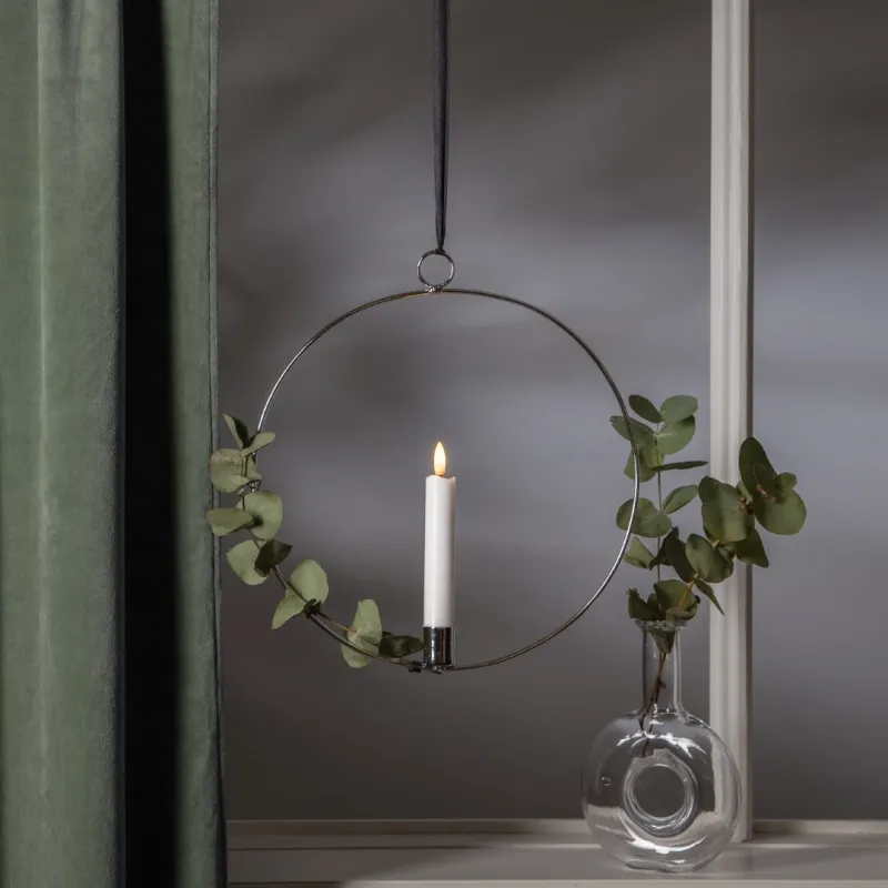 Dekoracja wisząca LED świeca FLAMME RING Srebrna 28cm na baterie — zdjęcie 7
