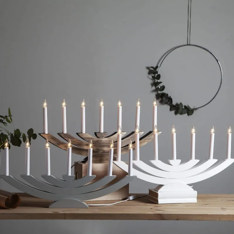 Świecznik adwentowy drewniany szary NAVIDA — zdjęcie 3