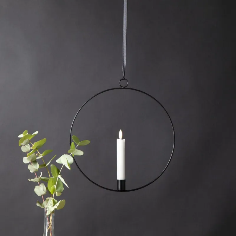 Dekoracja wisząca LED świeca FLAMME RING Czarna 28cm na baterie — zdjęcie 7