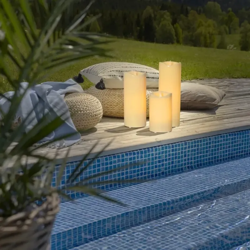 Świeca LED plastikowa GRANDE beżowa 21cm IP44 na baterie — zdjęcie 3