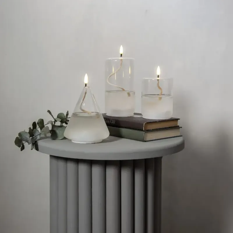 Świeca LED szklana woskowa FLAMME FLOAT 17,5cm na baterie — zdjęcie 3