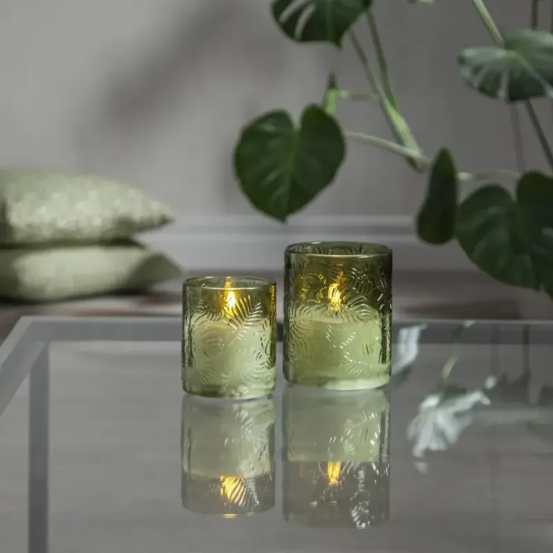 Świeca LED szklana woskowa FLAMME LEAF Zielona 10cm na baterie — zdjęcie 3