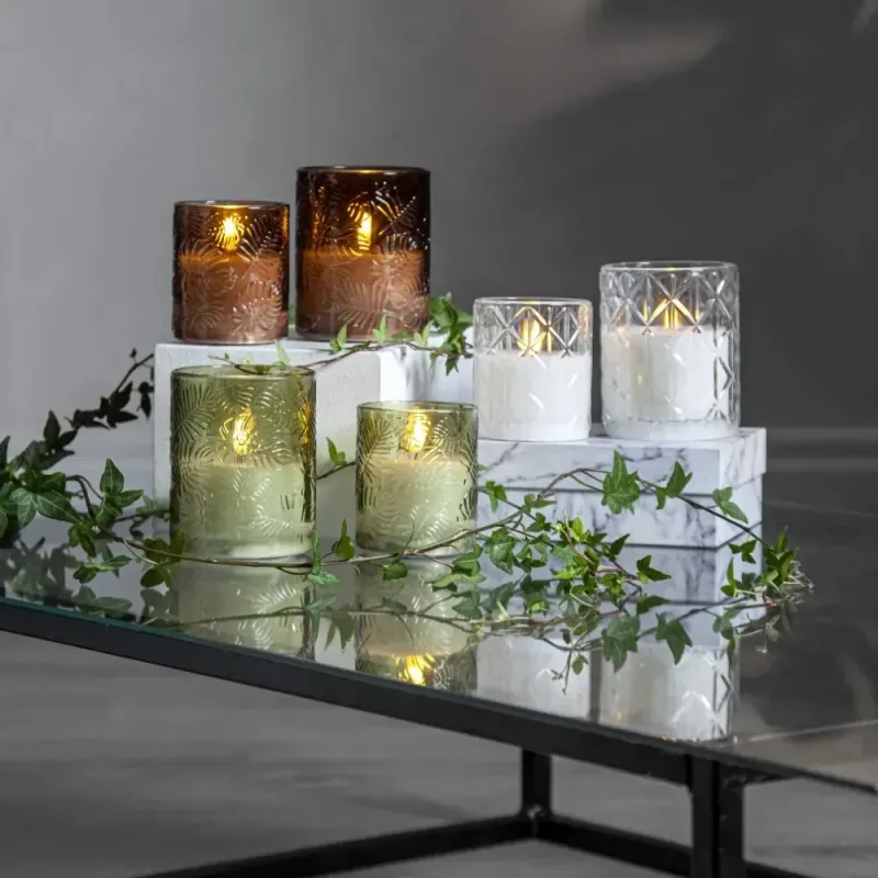 Świeca LED szklana woskowa FLAMME ROMB 10cm na baterie — zdjęcie 4