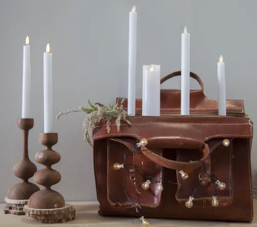 Świeca LED woskowa M-TWINKLE Biała 20cm ruchomy płomyk — zdjęcie 4