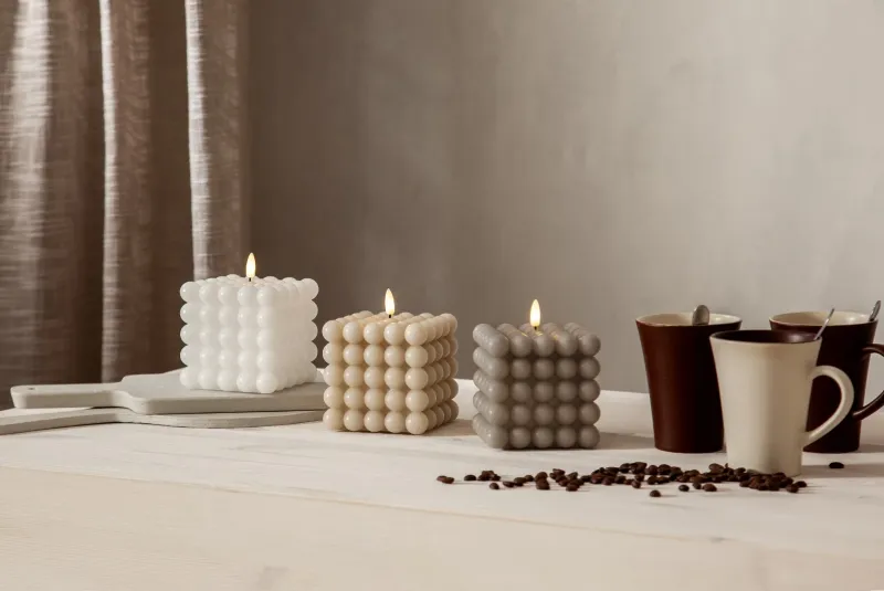 Świeca LED woskowa filarowa FLAMME DOT Szara 12,5cm na baterie — zdjęcie 6