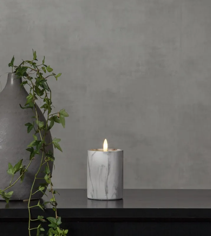 Świeca LED woskowa filarowa FLAMME MARBLE marmurowa 12,5cm na baterie — zdjęcie 5