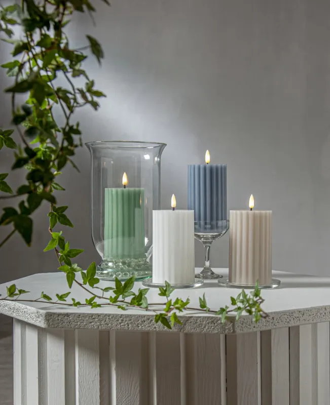 Świeca LED woskowa filarowa FLAMME STRIPE Niebieska 15cm na baterie — zdjęcie 9