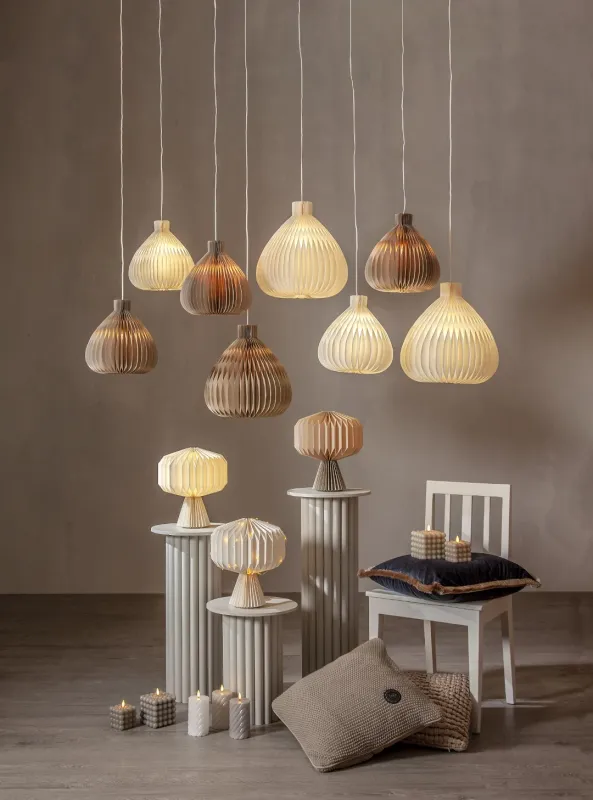 Świeca LED woskowa filarowa FLAMME SWIRL Beżowa 15cm na baterie — zdjęcie 8