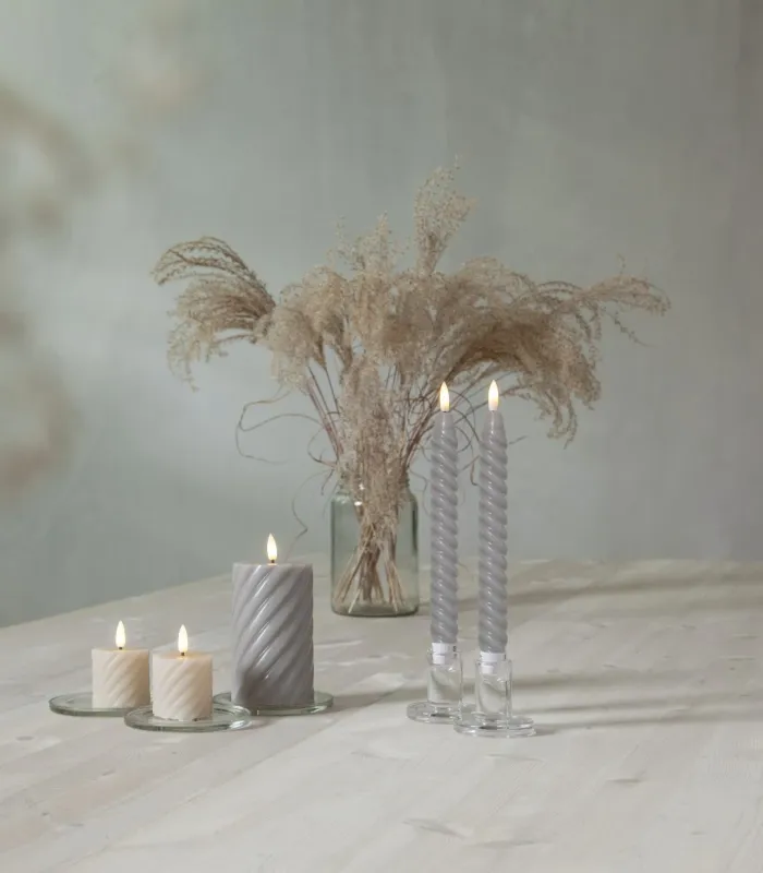 Świeca LED woskowa filarowa FLAMME SWIRL Szara 15cm na baterie — zdjęcie 8