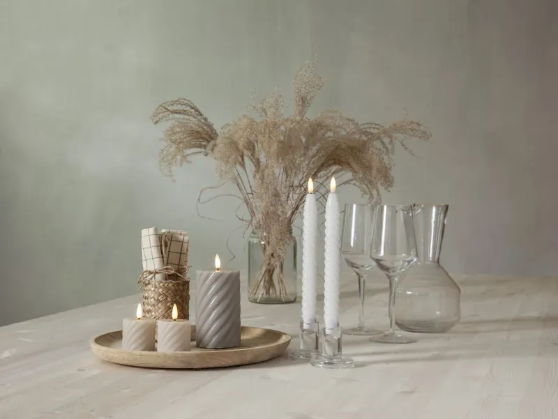 Świeca LED woskowa filarowa FLAMME SWIRL Szara 15cm na baterie — zdjęcie 11