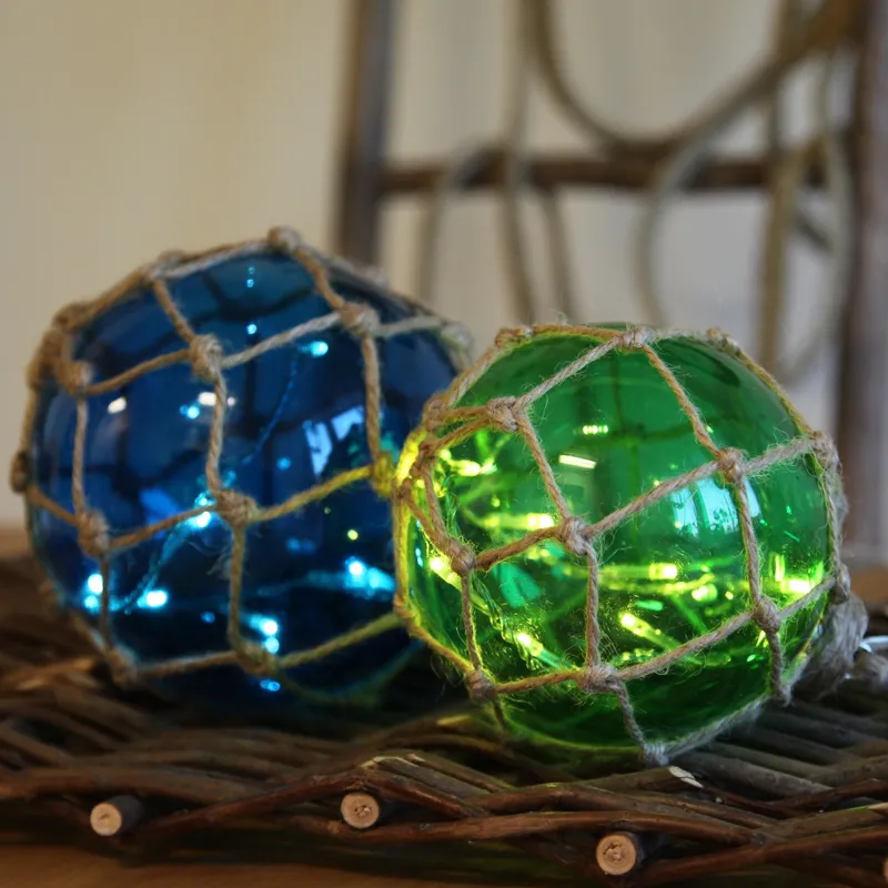Bombka szklana z podświetleniem Led NOAH 14cm — zdjęcie 3
