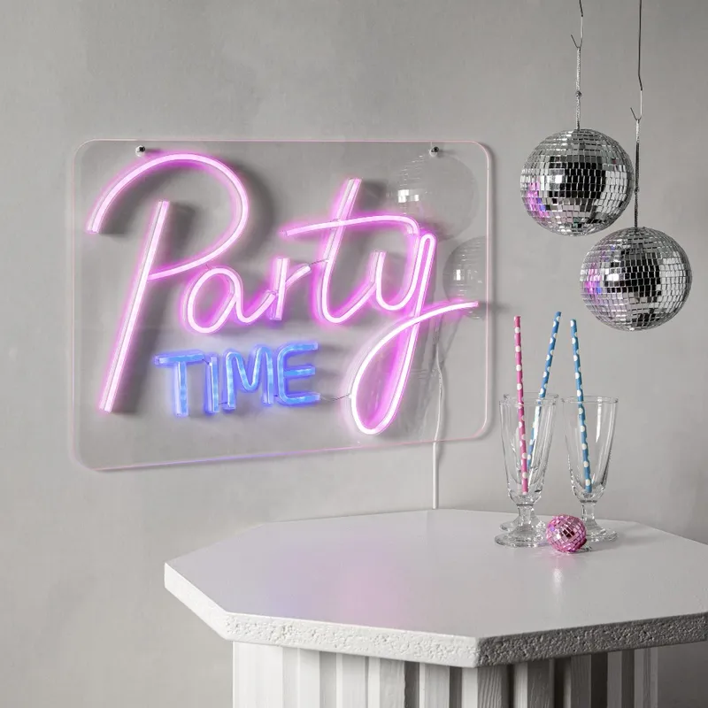Dekoracja LED napis Party Time PLEXY — zdjęcie 3