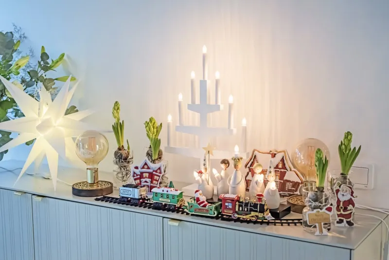 Dekoracja grająca świąteczny pociąg Led X-MAS TRAIN — zdjęcie 7