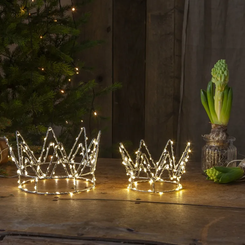 Dekoracja korona z oświetleniem Led 12cm na baterie — zdjęcie 4