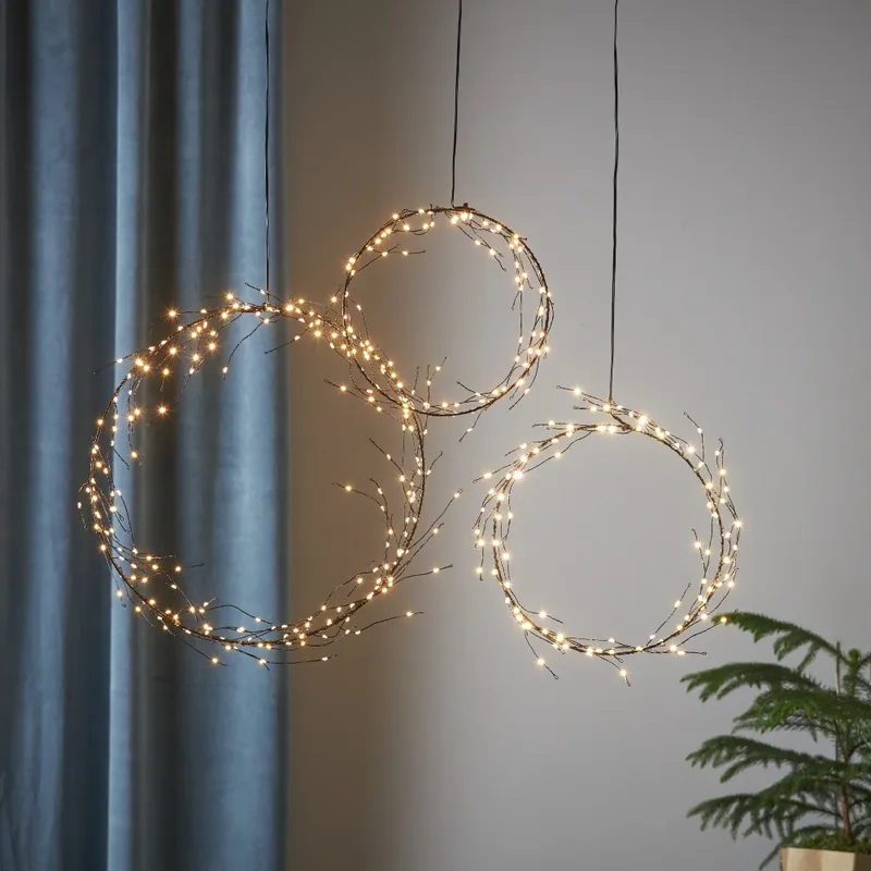 Dekoracja wianek z oświetleniem Led NIKE 30cm na baterie — zdjęcie 6