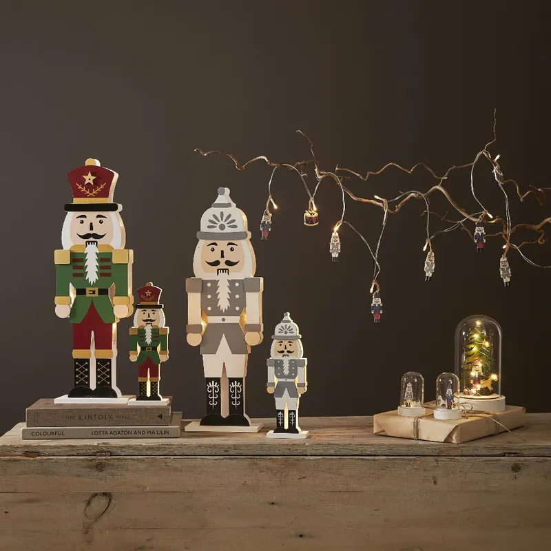 Figurka dziadek do orzechów Led NUTCRACKER  25cm na baterie — zdjęcie 4