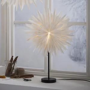 Gwiazda stojąca biała WINTER 60cm wysokości metalowa podstawa wymienne żarówki LED E14