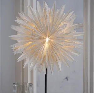 Gwiazda stojąca biała WINTER 62cm wysokości metalowa podstawa wymienne żarówki LED E14