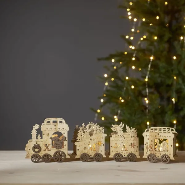 Scenka świąteczna drewniana ciuchcia Led YULETIDE — zdjęcie 3