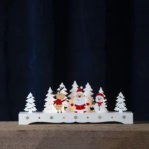Scenka świąteczna drewniana z Mikołajem Led RUDOLF