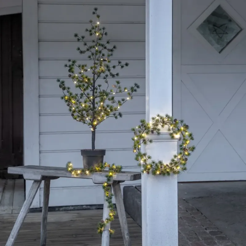 Wianek z modrzewia z szyszkami i oświetleniem Led LARIX 40cm na baterie — zdjęcie 5