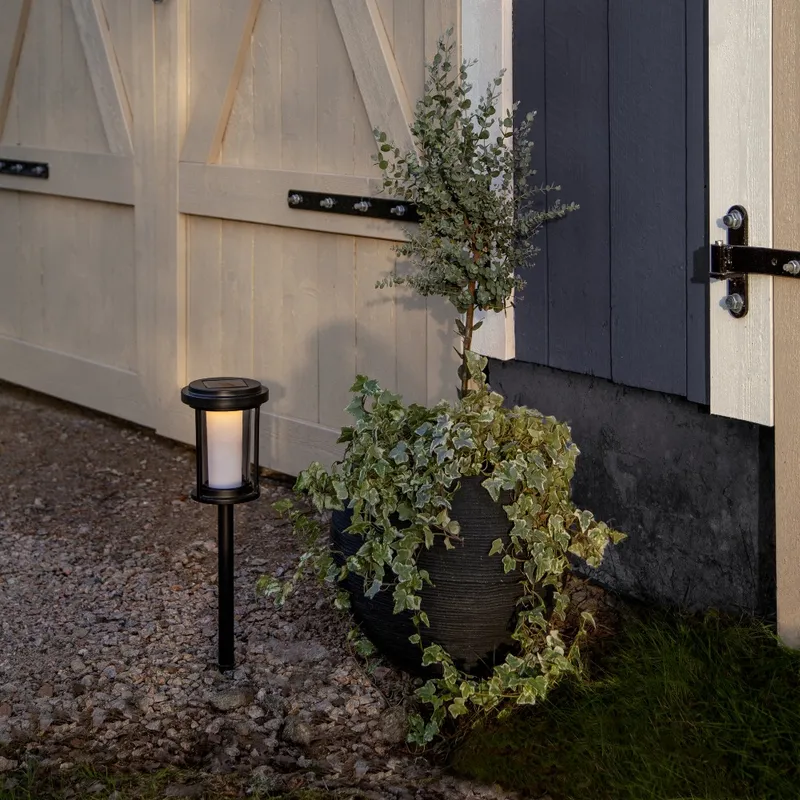 Lampa solarna ogrodowa LED wbijana ALIPPA — zdjęcie 5