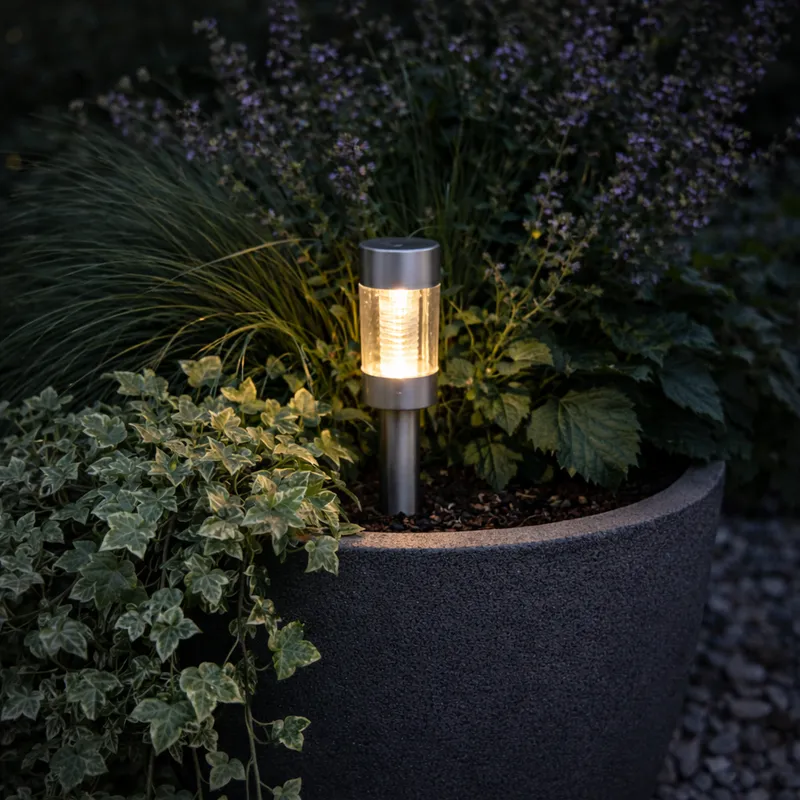 Lampa solarna ogrodowa LED wbijana BASTIA — zdjęcie 5
