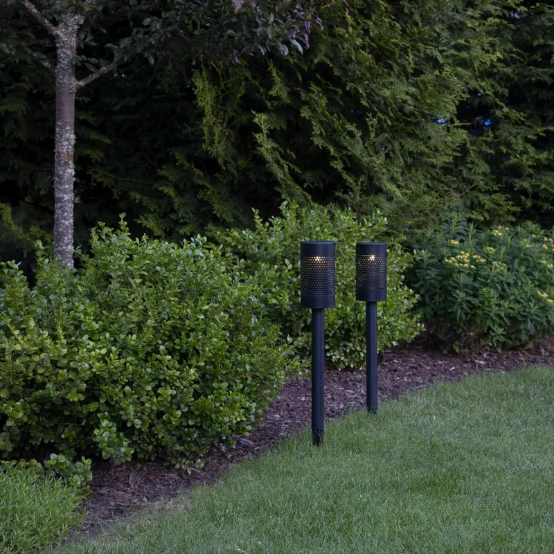 Lampa solarna ogrodowa LED wbijana BLACE — zdjęcie 4