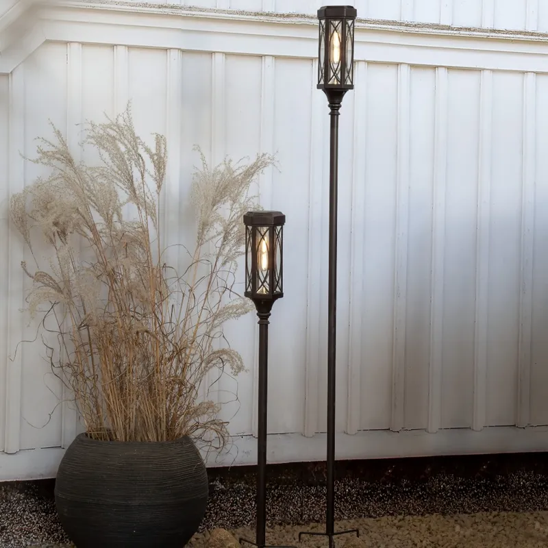 Lampa solarna ogrodowa LED wbijana FOLKE — zdjęcie 4