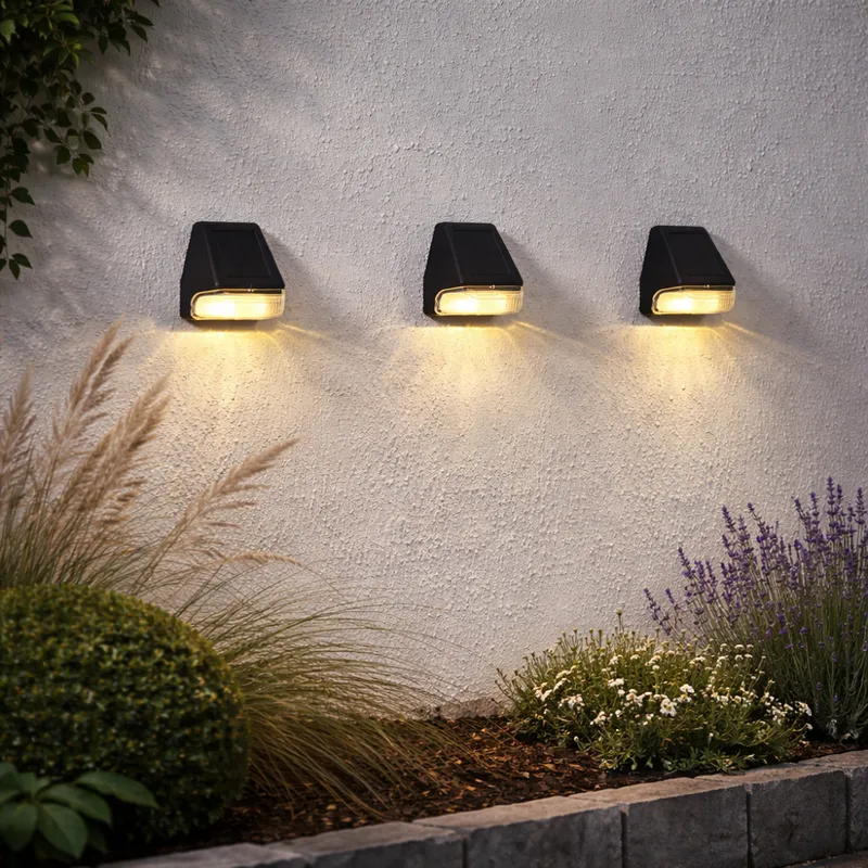 Zestaw 3x kinkiet ogrodowy LED solarny WALLY MINI — zdjęcie 3