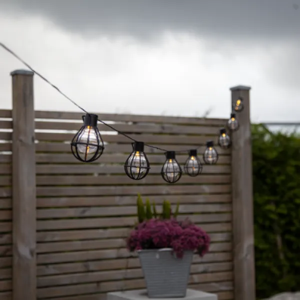 Girlanda ogrodowa 8 lampek LED z abażurami CAGE — zdjęcie 3