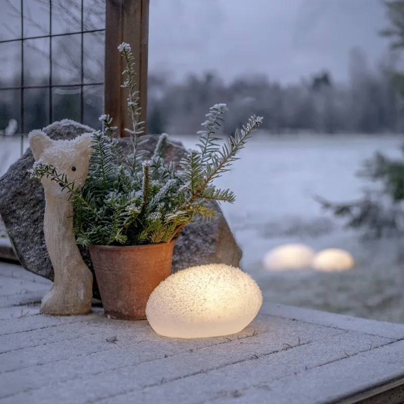 Kamień solarna dekoracja ogrodowa LED stojąca GLOBY — zdjęcie 3