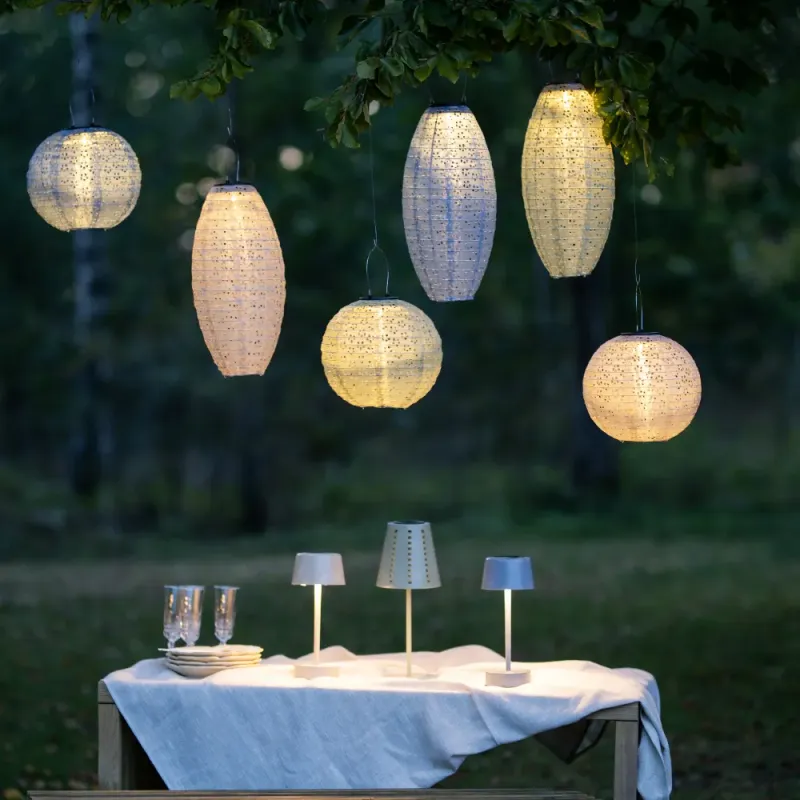 Lampion solarny ogrodowy LED wiszący FESTA beżowy — zdjęcie 4